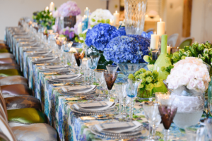 Creative-Ideas-for-Table-Centerpieces